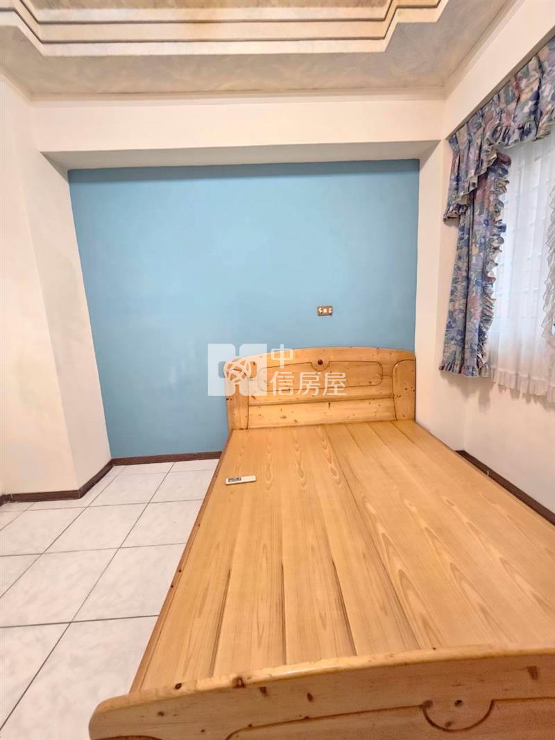 南京路2房美華廈房屋室內格局與周邊環境
