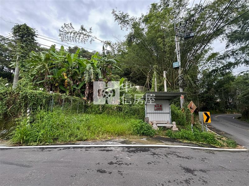 中寮臨路角地休閒農場B房屋室內格局與周邊環境