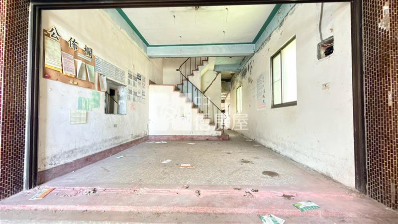 仁德上崙稀有兩戶連棟出售房屋室內格局與周邊環境
