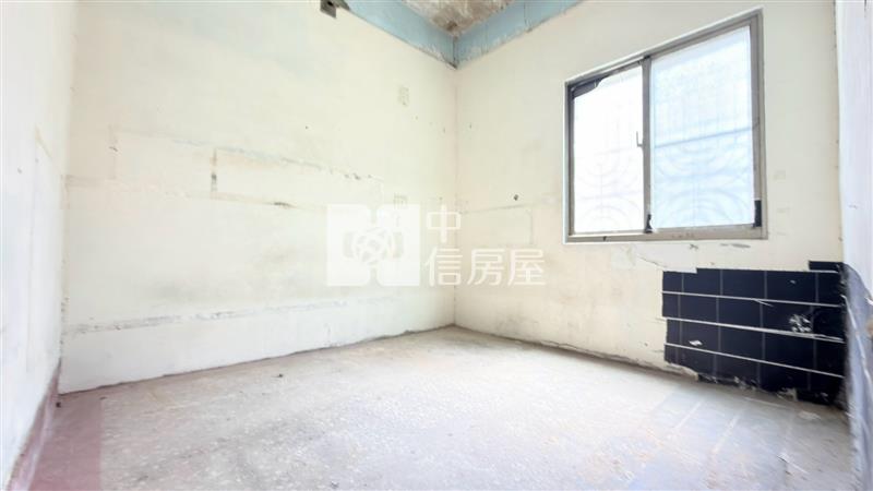 仁德上崙稀有兩戶連棟出售房屋室內格局與周邊環境