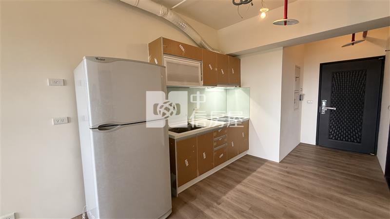 大園客運園區稀有次頂樓兩房車房屋室內格局與周邊環境