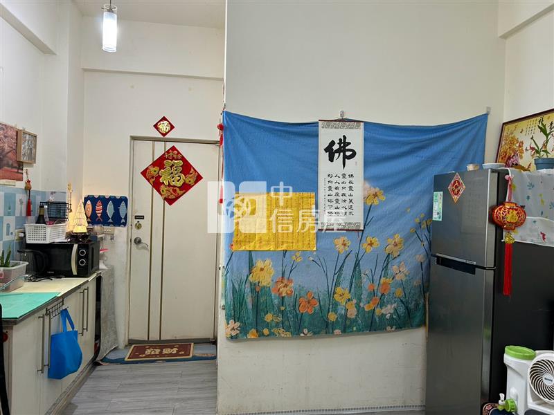 頭份信一大坪數精美套房房屋室內格局與周邊環境