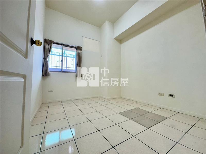 忍痛賠售~文山國小大三房休旅車位美廈房屋室內格局與周邊環境