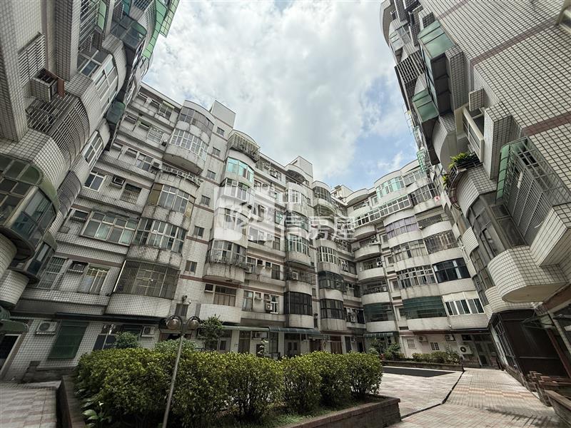 【奔馳】龍壽庭園精美三房房屋室內格局與周邊環境