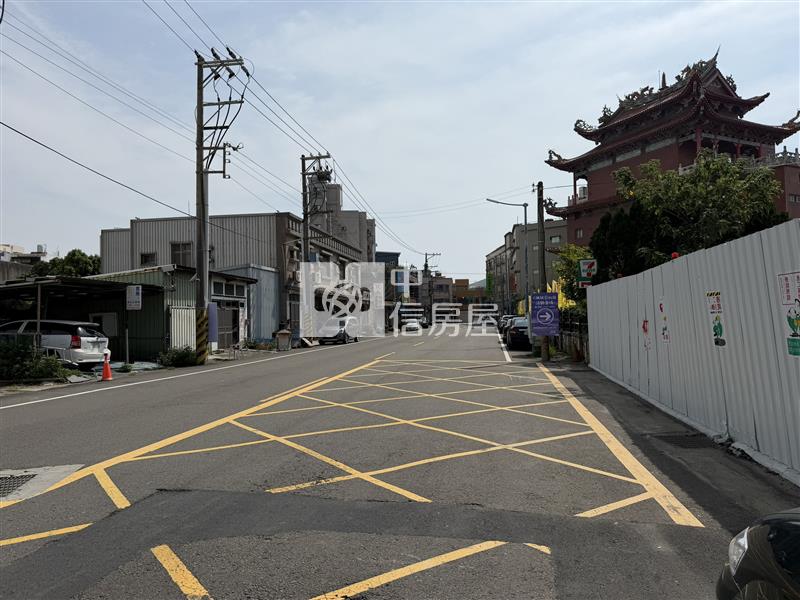 富美自辦重劃209坪土地房屋室內格局與周邊環境