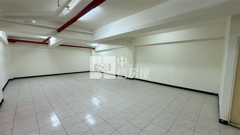 【奔馳】綠線G09慈文國中旁發財店面房屋室內格局與周邊環境