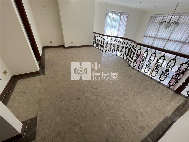 大衛營豪門大戶房屋室內格局與周邊環境