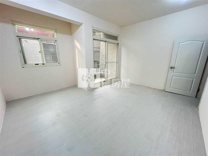 華隆街整新透天房屋室內格局與周邊環境