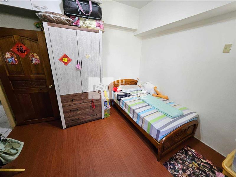 中壢體育園區電梯4房房屋室內格局與周邊環境