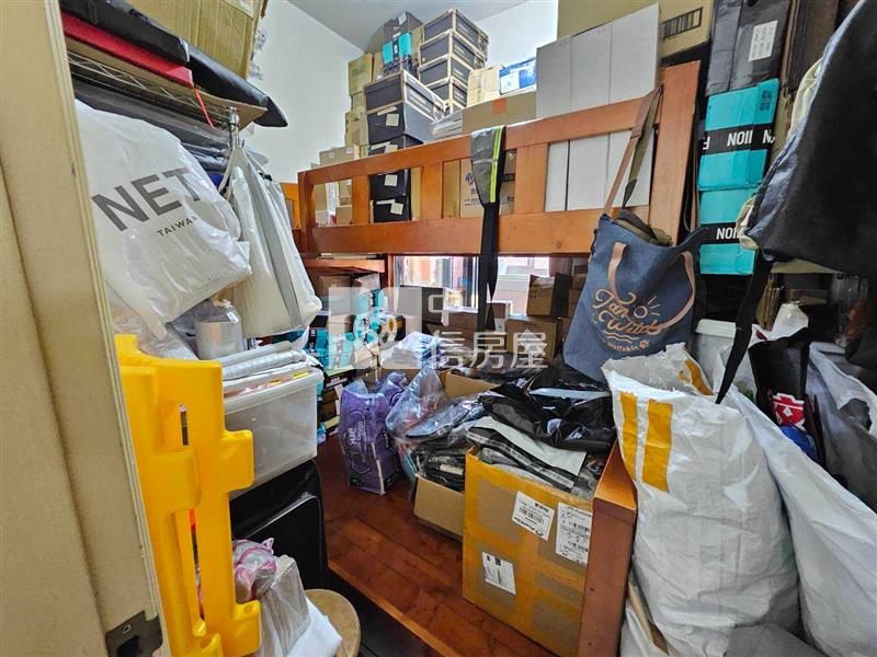中壢體育園區電梯4房房屋室內格局與周邊環境