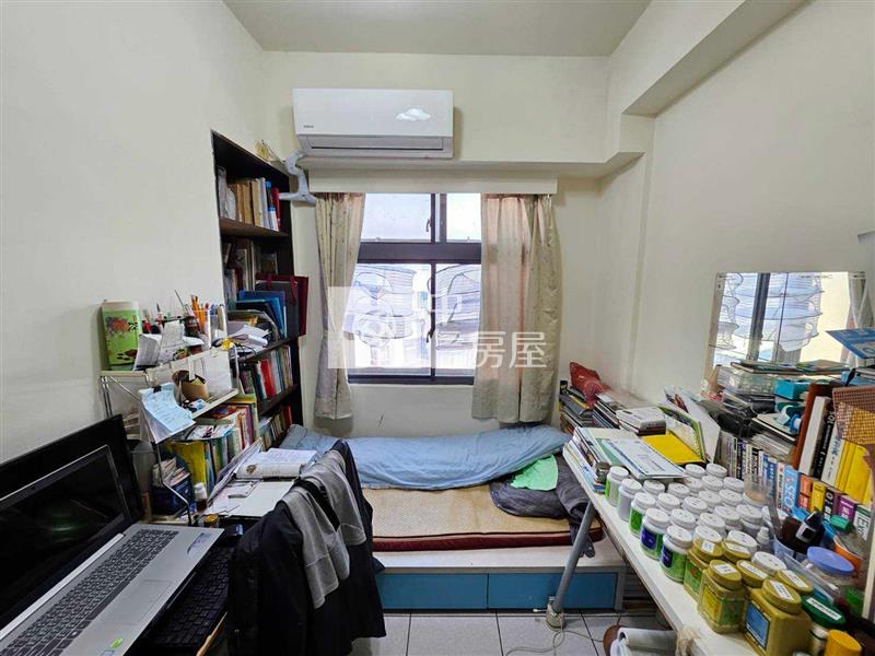 中壢體育園區電梯4房房屋室內格局與周邊環境