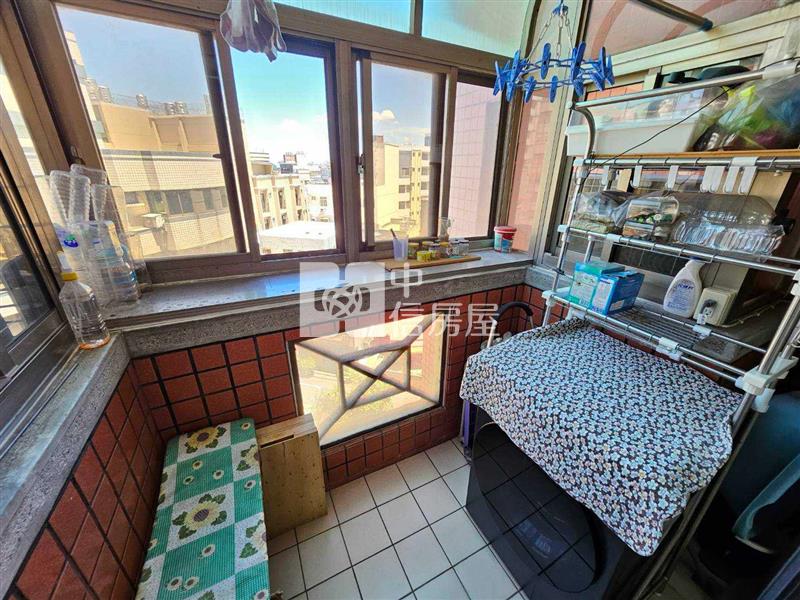 中壢體育園區電梯4房房屋室內格局與周邊環境