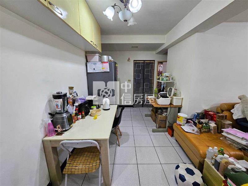中壢體育園區電梯4房房屋室內格局與周邊環境