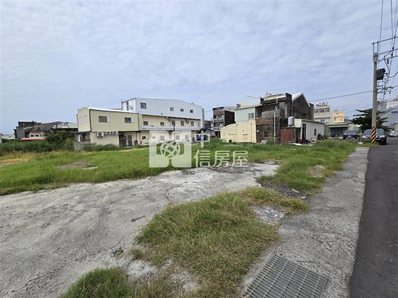 台南安南區土城聖母廟旁大坪數建地房屋室內格局與周邊環境