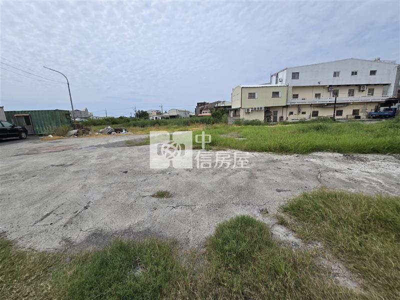 台南安南區土城聖母廟旁大坪數建地房屋室內格局與周邊環境