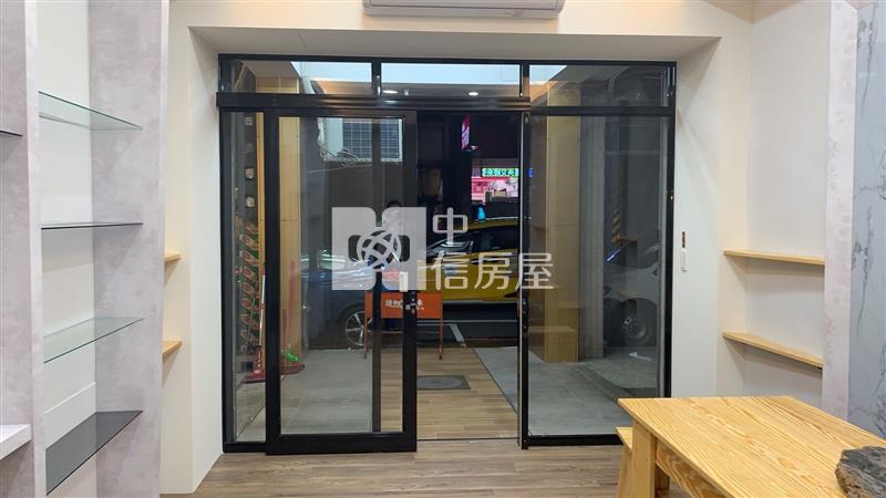 基隆巿區電梯收租置產小透天房屋室內格局與周邊環境