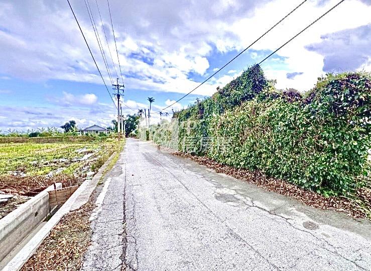 花蓮吉安草芬│地勢平垣足坪美農地房屋室內格局與周邊環境