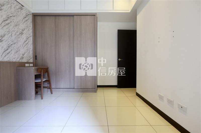 【安家】明日朗朗大露台兩房車房屋室內格局與周邊環境