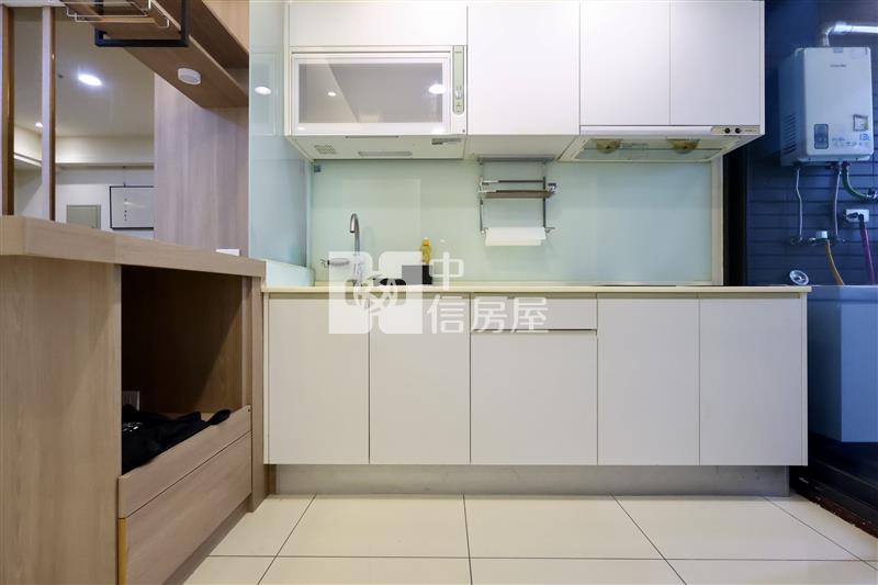 【安家】明日朗朗大露台兩房車房屋室內格局與周邊環境
