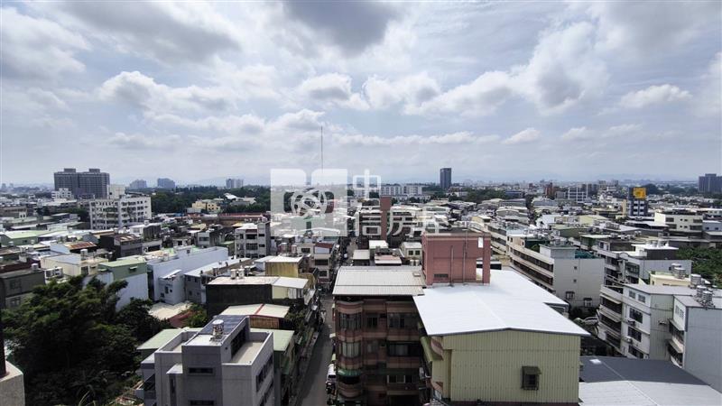中壢精美景觀大兩房車房屋室內格局與周邊環境