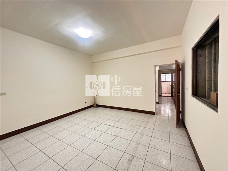 草溪路朝北孝親房透天房屋室內格局與周邊環境