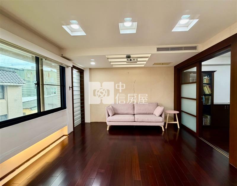 鑫聖中信-文化商圈美墅房屋室內格局與周邊環境