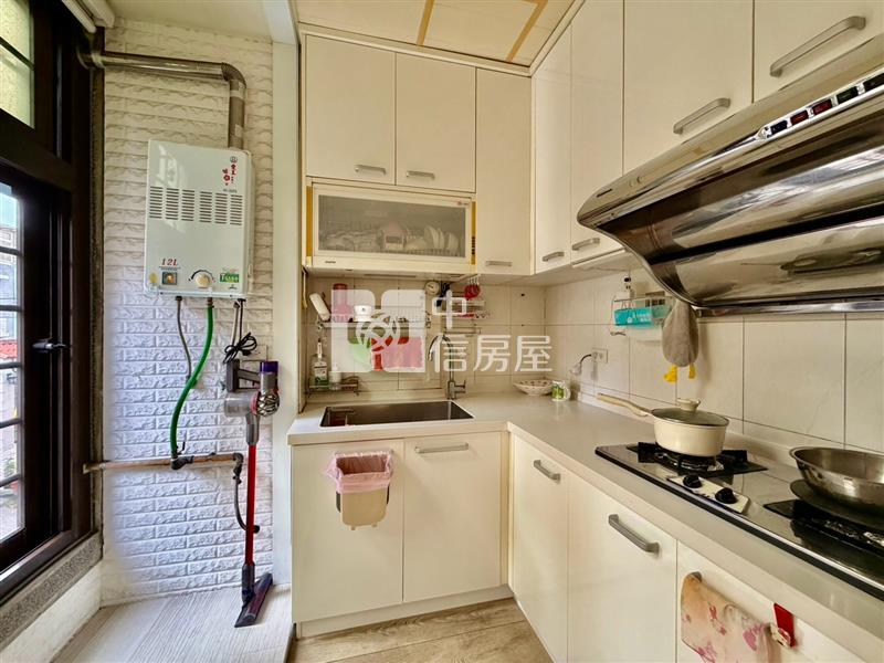 鑫聖中信-文化商圈美墅房屋室內格局與周邊環境