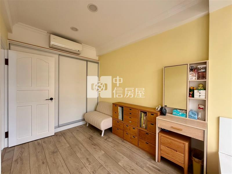 鑫聖中信-文化商圈美墅房屋室內格局與周邊環境