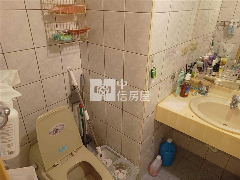 百老匯宮庭收租套房房屋室內格局與周邊環境