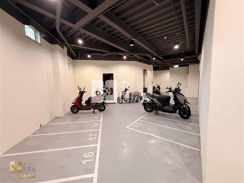 獨家*台中高投報電梯收租套房屋室內格局與周邊環境