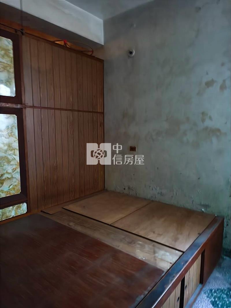 火車站黃金透天店鋪房屋室內格局與周邊環境