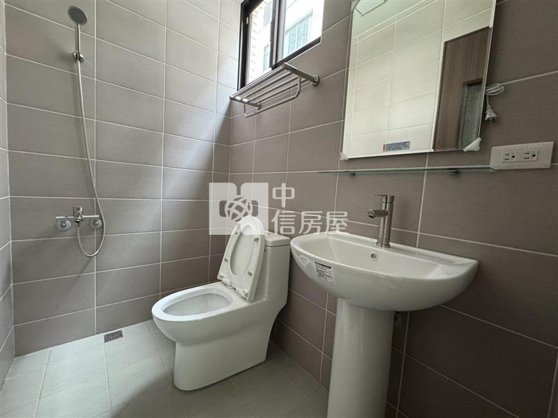 彰化溪湖糖南街君鑑臨路別墅房屋室內格局與周邊環境