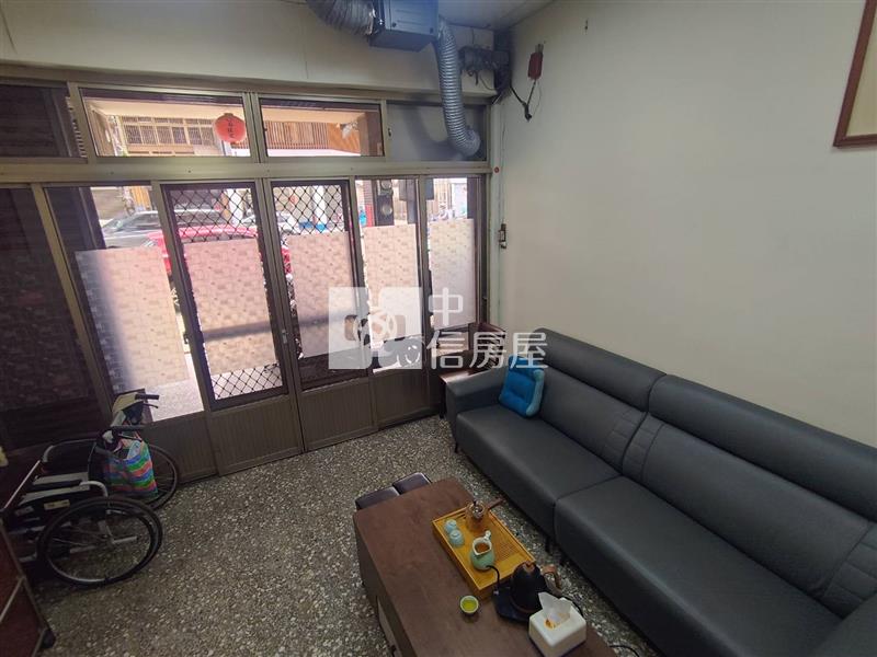 近高鐵正黎明路黃金店住房屋室內格局與周邊環境