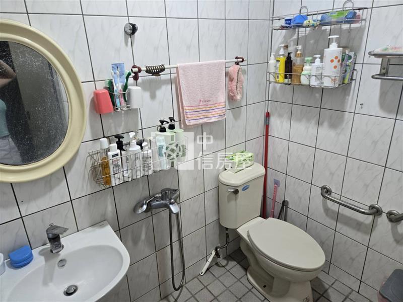 近高鐵正黎明路黃金店住房屋室內格局與周邊環境