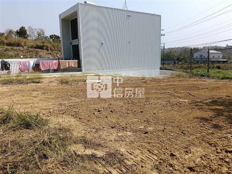 新化五甲勢優質價美建地(2)房屋室內格局與周邊環境
