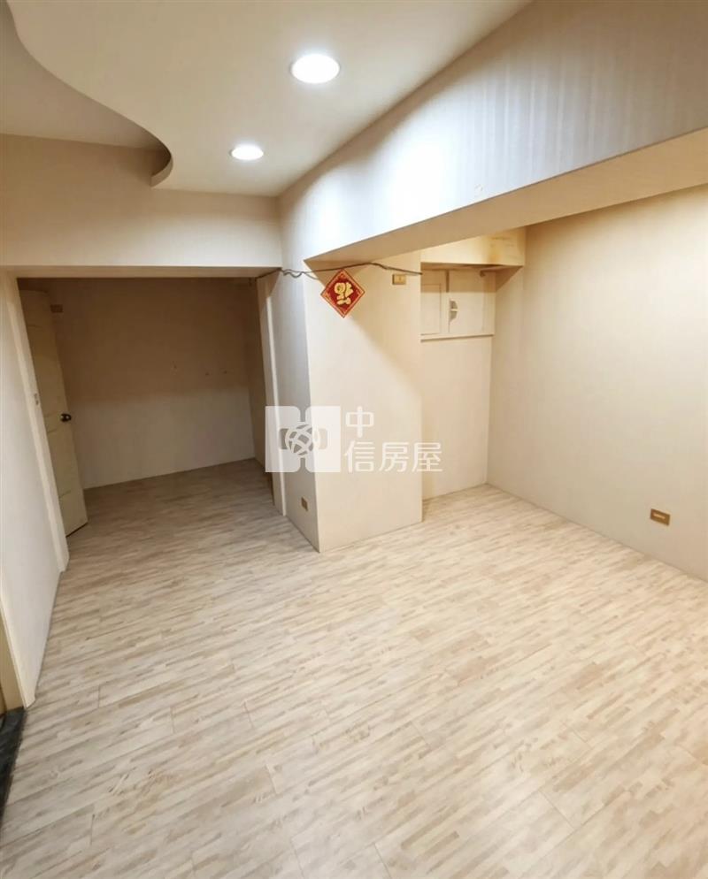 中國江山美3房房屋室內格局與周邊環境
