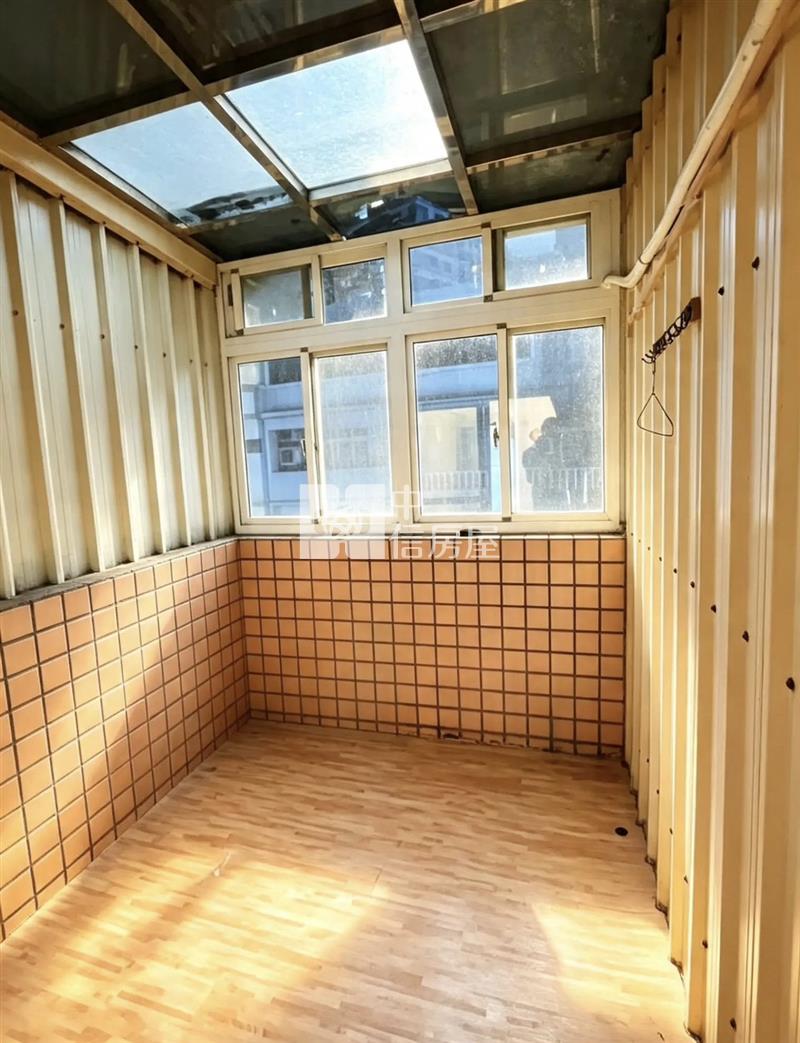 中國江山美3房房屋室內格局與周邊環境