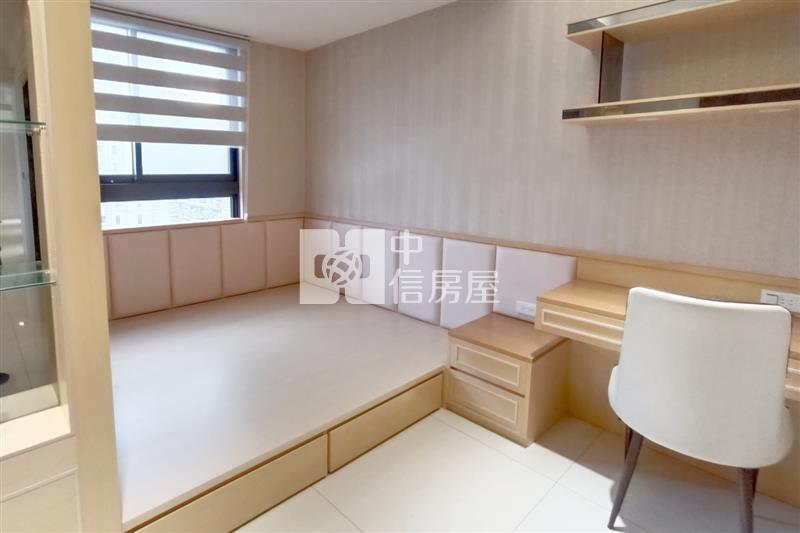 安平國中四房優質雙車位房屋室內格局與周邊環境