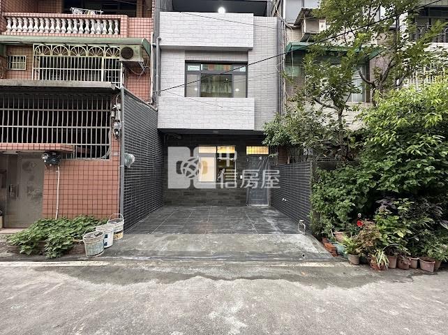 八德近忠貞市場整新美透天房屋室內格局與周邊環境