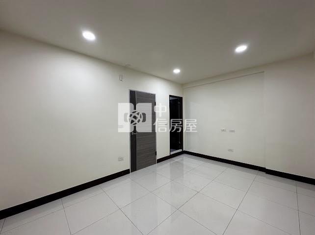 八德近忠貞市場整新美透天房屋室內格局與周邊環境