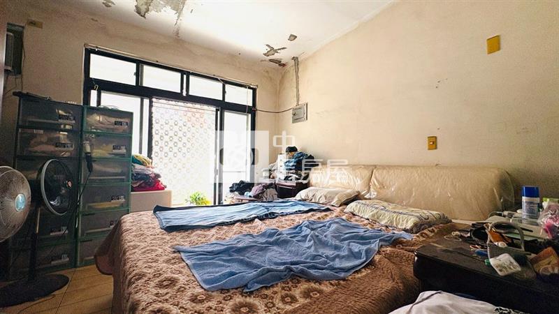 內壢榮安商圈前院停車透天(中信卓越團隊)房屋室內格局與周邊環境