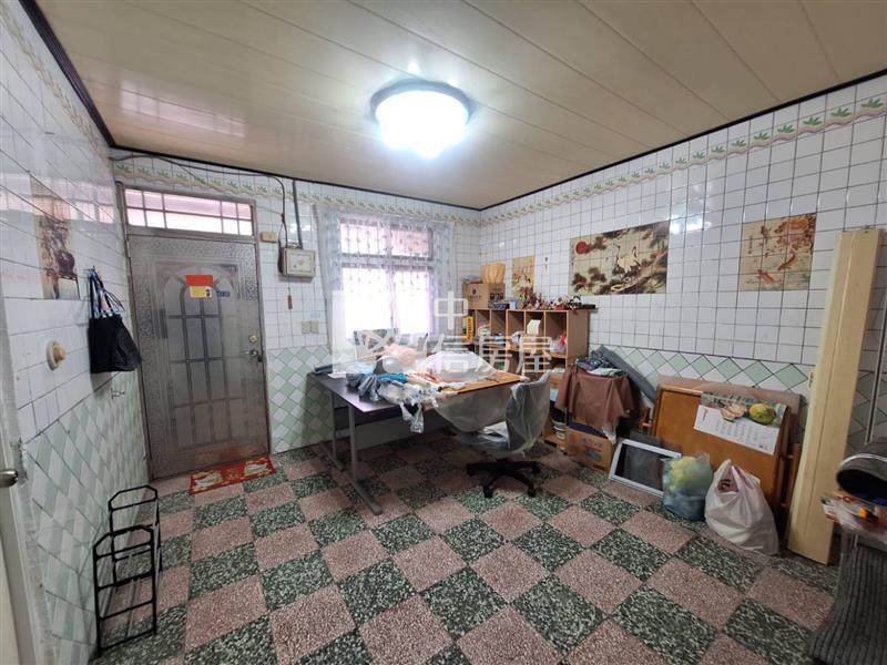 🏠華勛國小旁買地送屋🏠榮民南路二段房屋室內格局與周邊環境