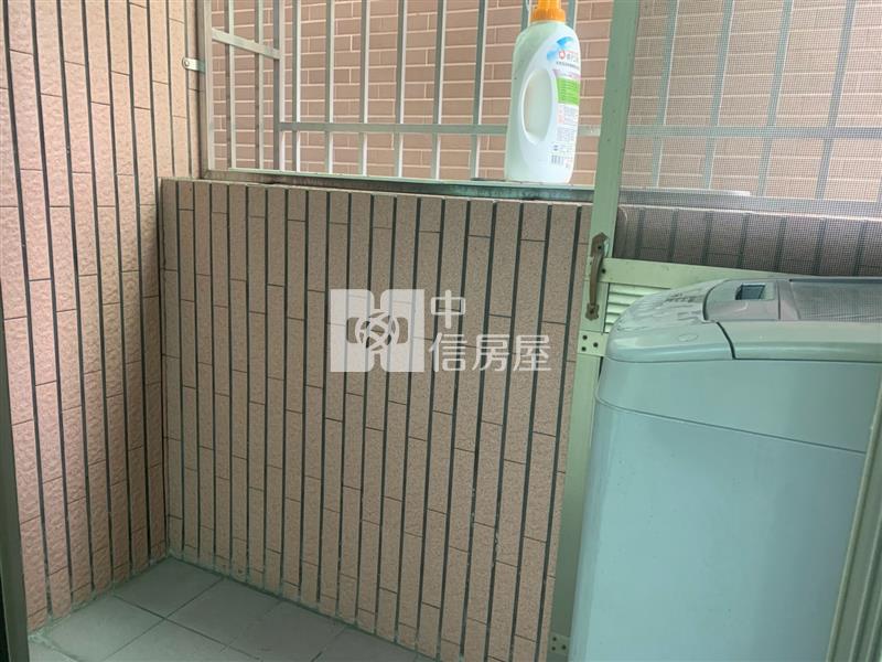 永康近龍潭國小三房加車位一樓電寓房屋室內格局與周邊環境