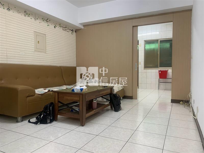永康近龍潭國小三房加車位一樓電寓房屋室內格局與周邊環境