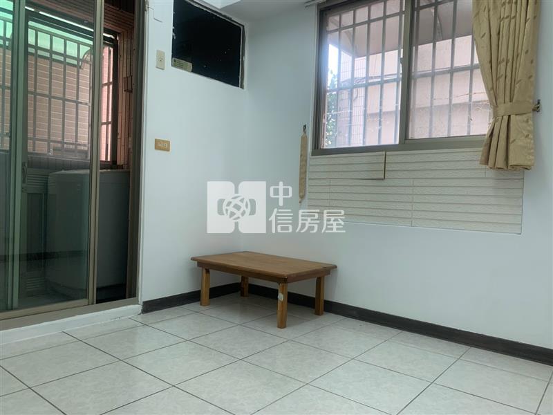 永康近龍潭國小三房加車位一樓電寓房屋室內格局與周邊環境