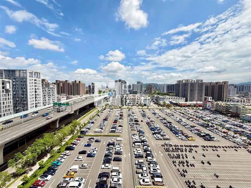 櫻花昕光之櫻兩房兩衛平車房屋室內格局與周邊環境
