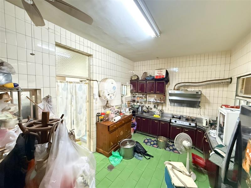 太平路生活圈懷舊透天A房屋室內格局與周邊環境