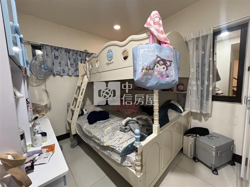 平鎮山仔頂商圈免千萬4房美透天房屋室內格局與周邊環境