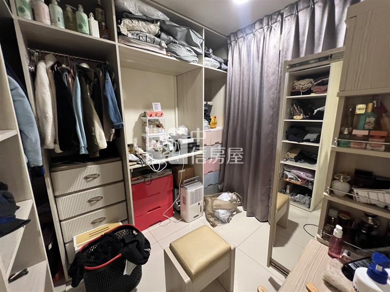 平鎮山仔頂商圈免千萬4房美透天房屋室內格局與周邊環境