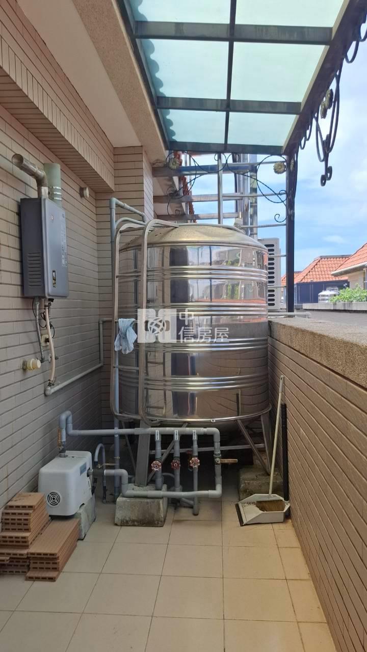 太子花博NO2大器裝潢双車墅房屋室內格局與周邊環境